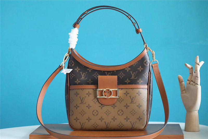 I W Fashion Lu-Vi bags - 8110