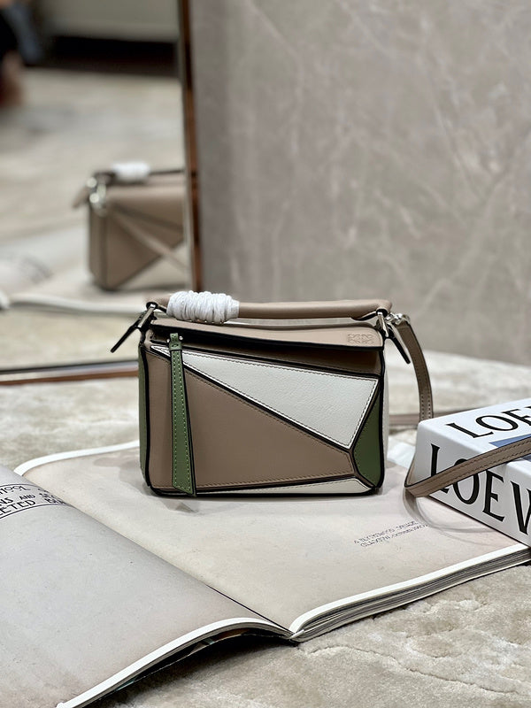 PHA - LWO Bags - 225