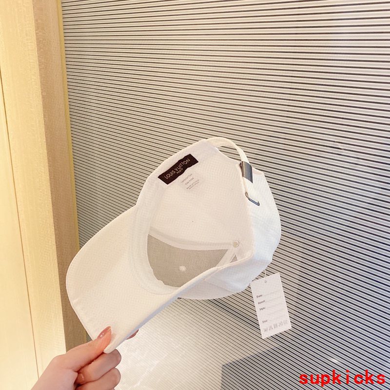 Louis Vuitton Luxury Cap