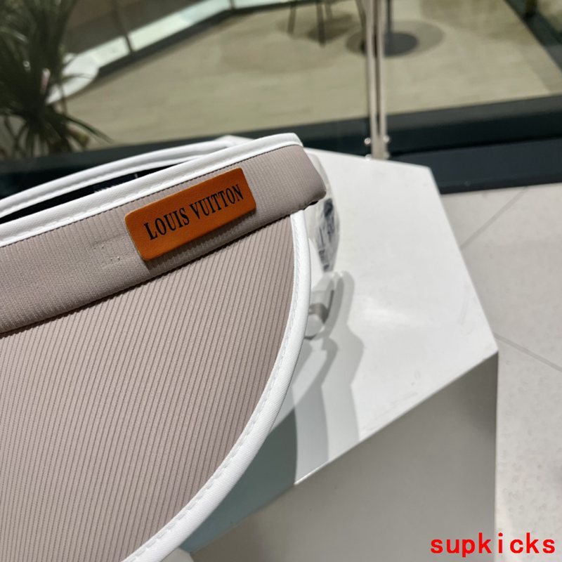 Louis Vuitton Luxury Cap