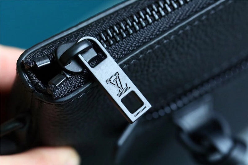 I W Fashion Lu-Vi bags - 10810
