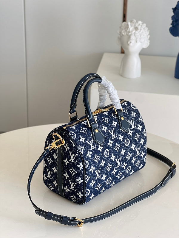 I W Fashion Lu-Vi bags - 17210