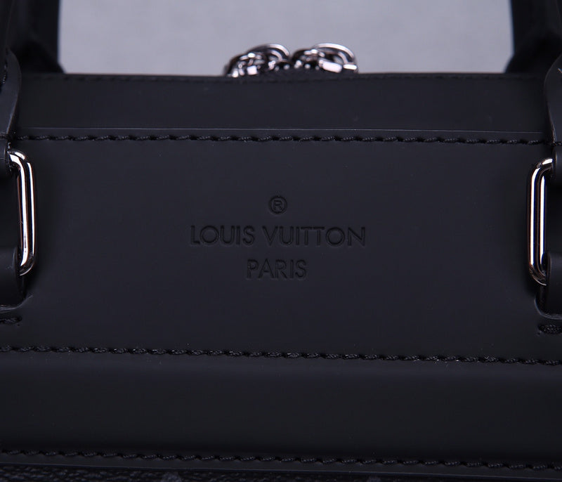 I W Fashion Lu-Vi bags - 17700