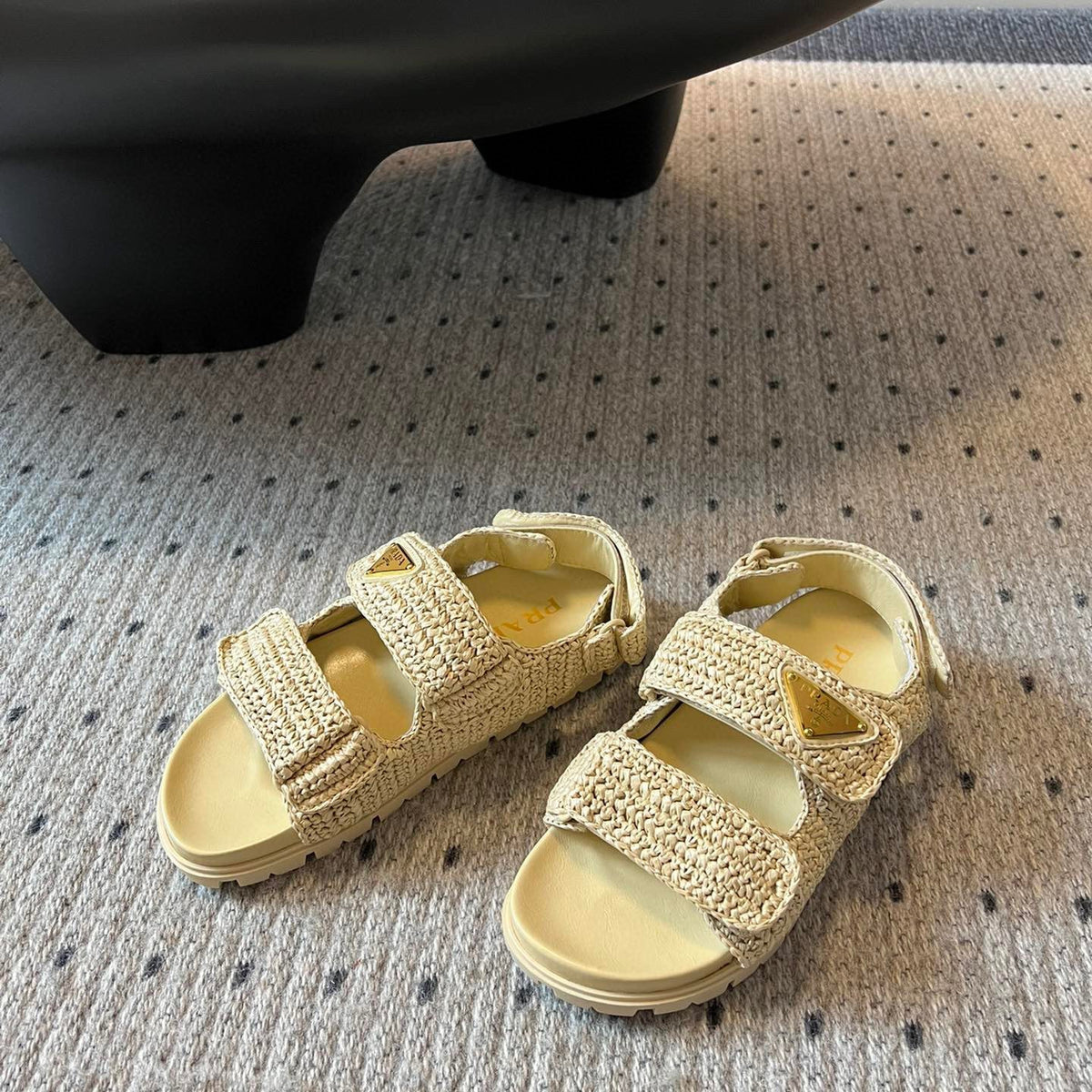 PD SANDALS