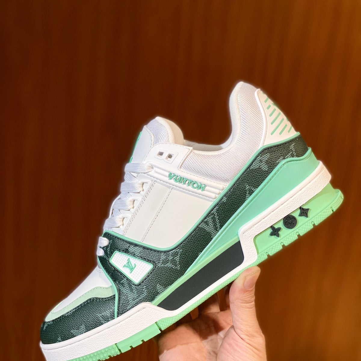 LOU TRAINERS