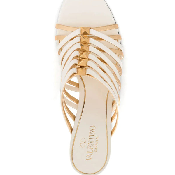 ADULT WOMEN'S SLIPPER BEING THE UPPER PART IN