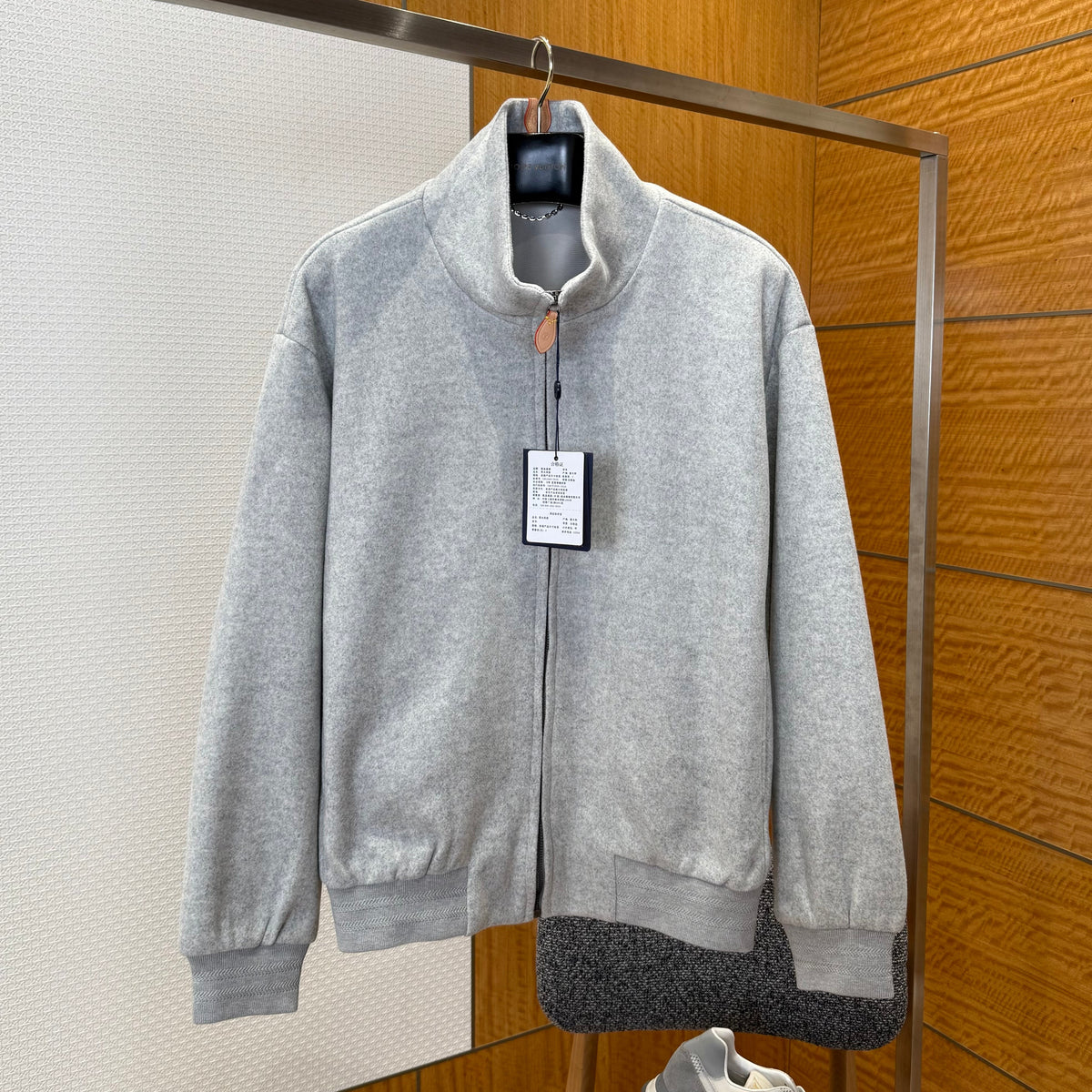 LOU JACKET