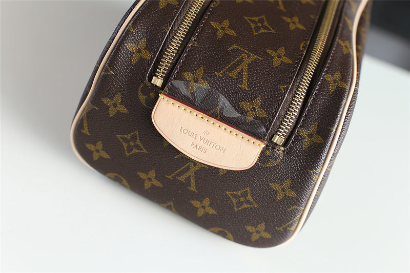 I W Fashion Lu-Vi bags - 10987