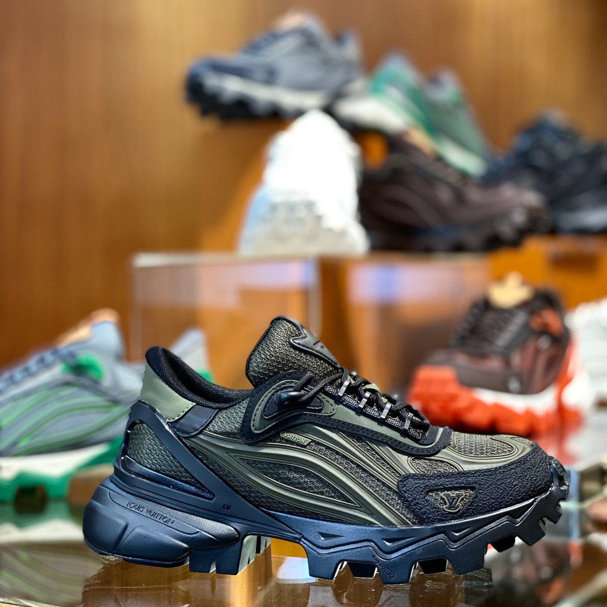 LOU SUMMIT SNEAKERS