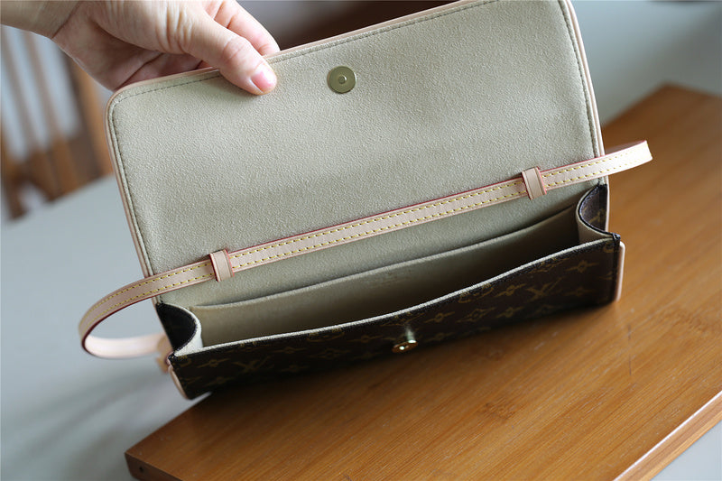 I W Fashion Lu-Vi bags - 9058