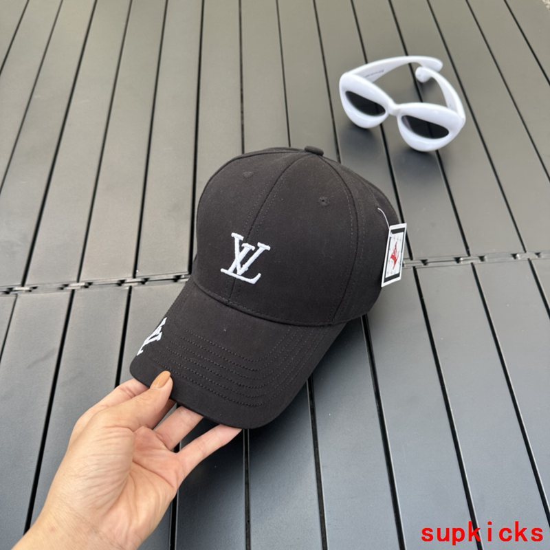Louis Vuitton Luxury Cap