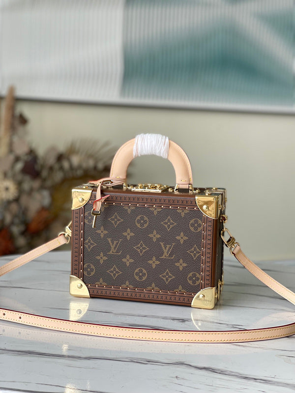 I W Fashion Lu-Vi bags - 17406