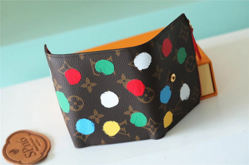 I W Fashion Lu-Vi bags - 8778
