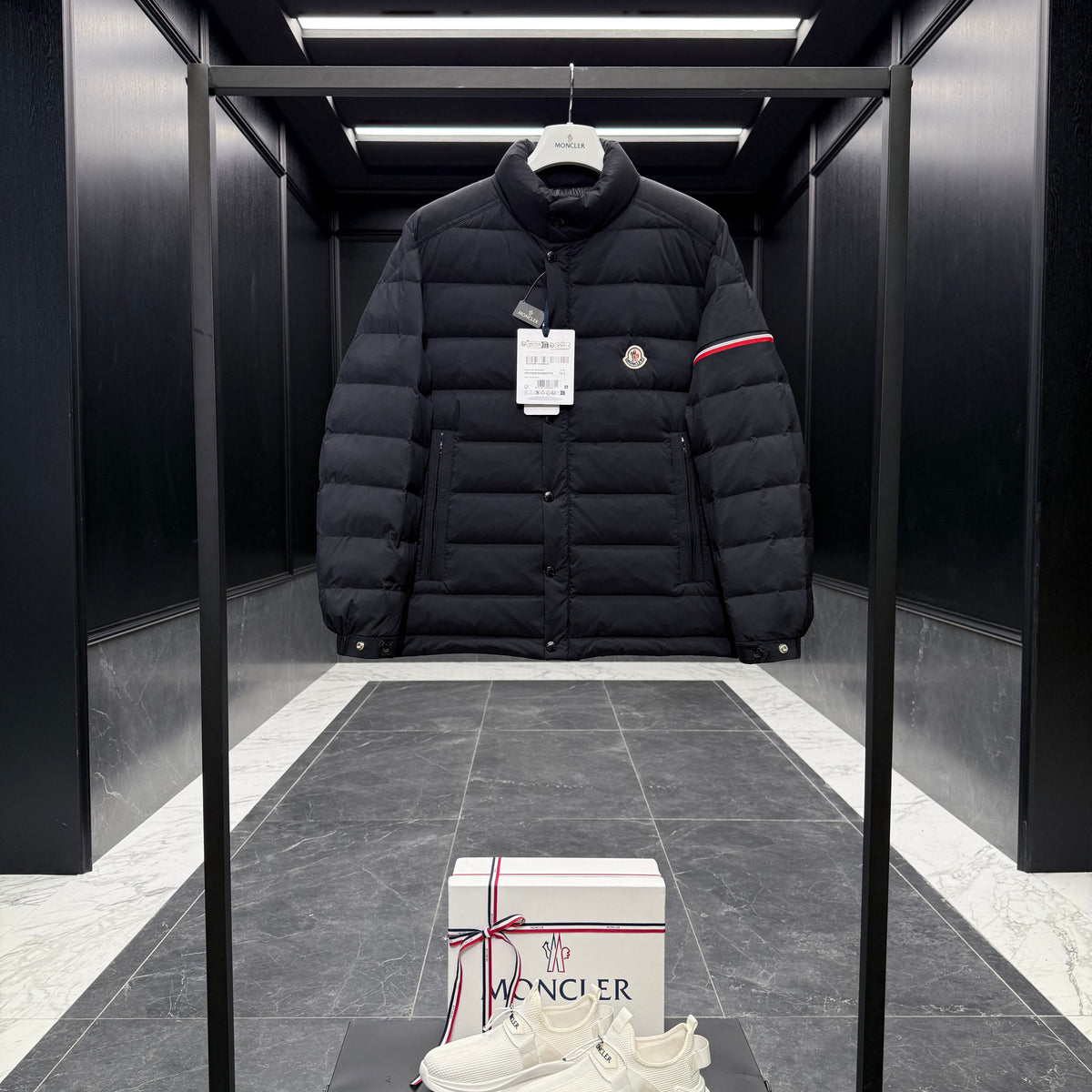 MONC COLOMB JACKET
