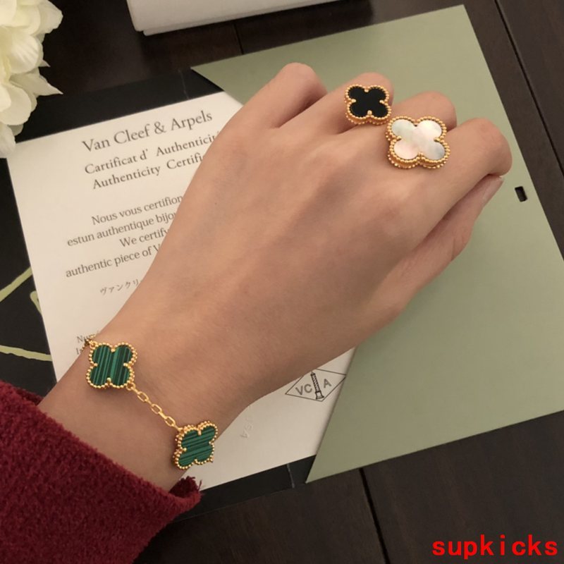 Van Cleef & Arples Jewelry