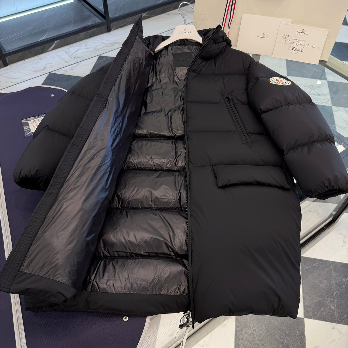 MONC BOSONA COAT