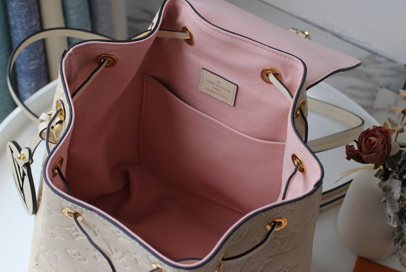 LOV2 Bags - Luxurious Bags  2823