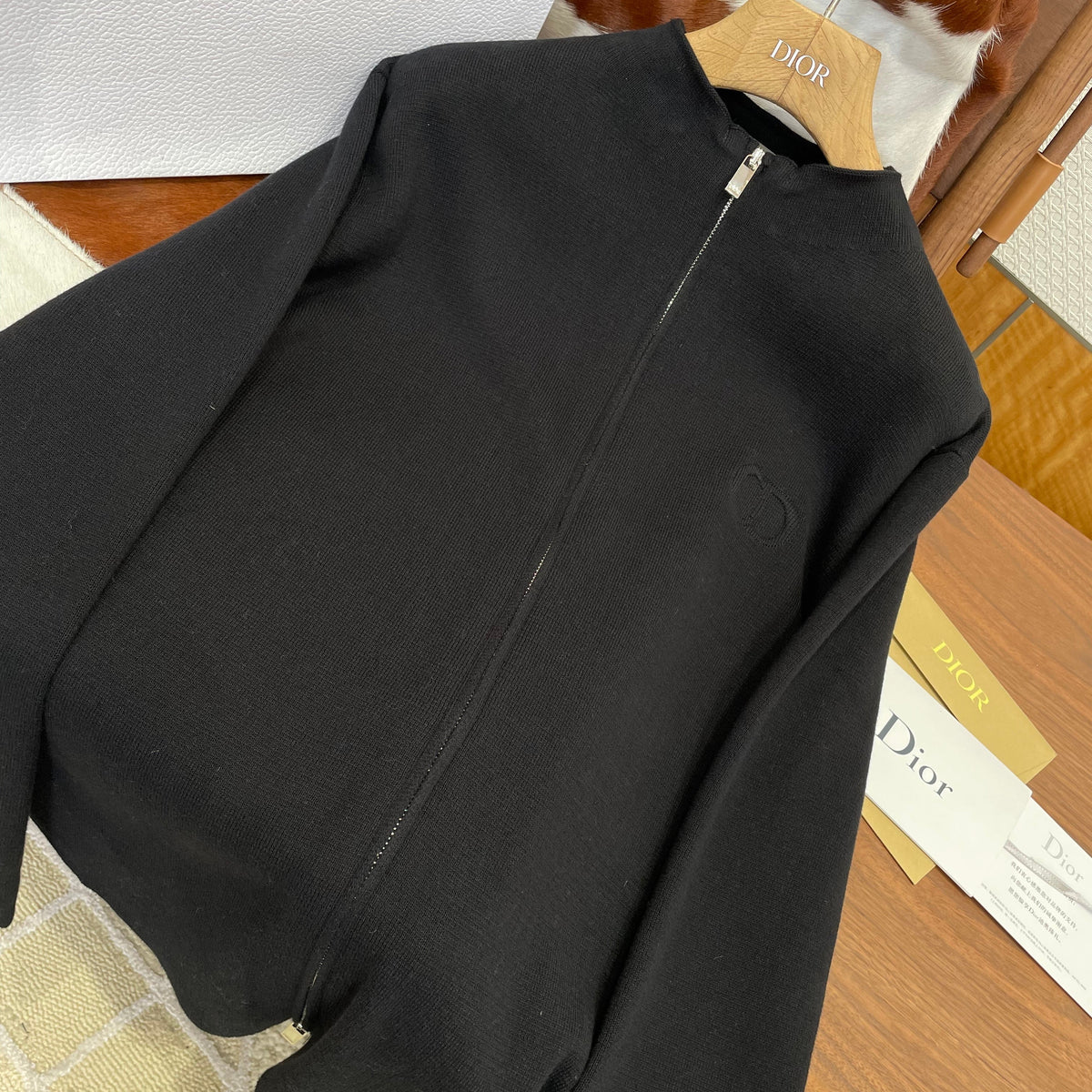 CD JUMPER