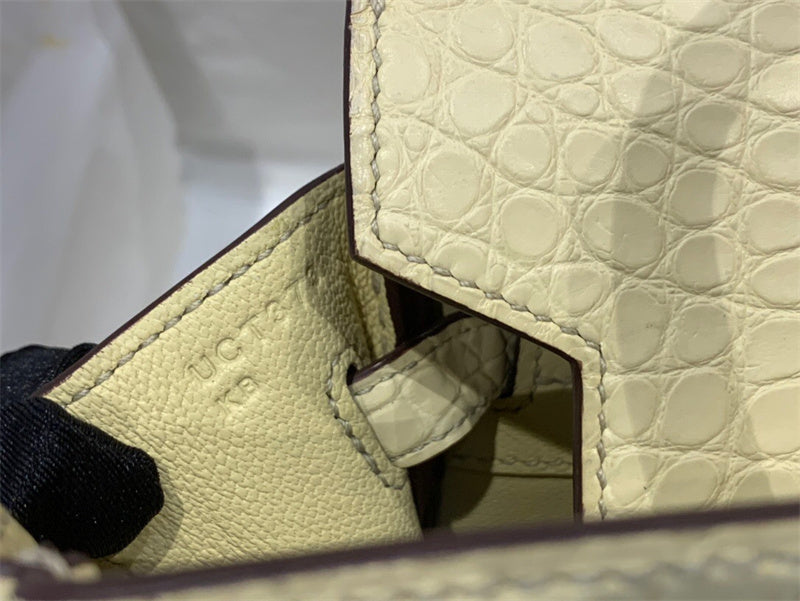 PHA - HMS Bags - 1123