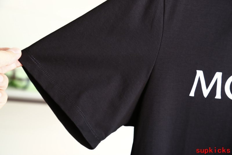 Moncler Luxury Cloth