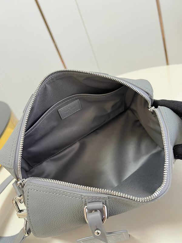 I W Fashion Lu-Vi bags - 16988