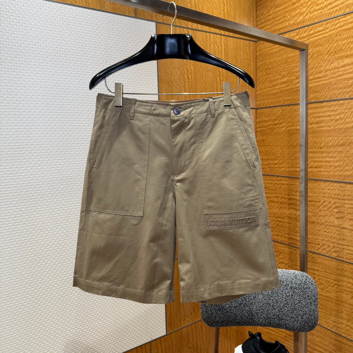 LOU SHORTS