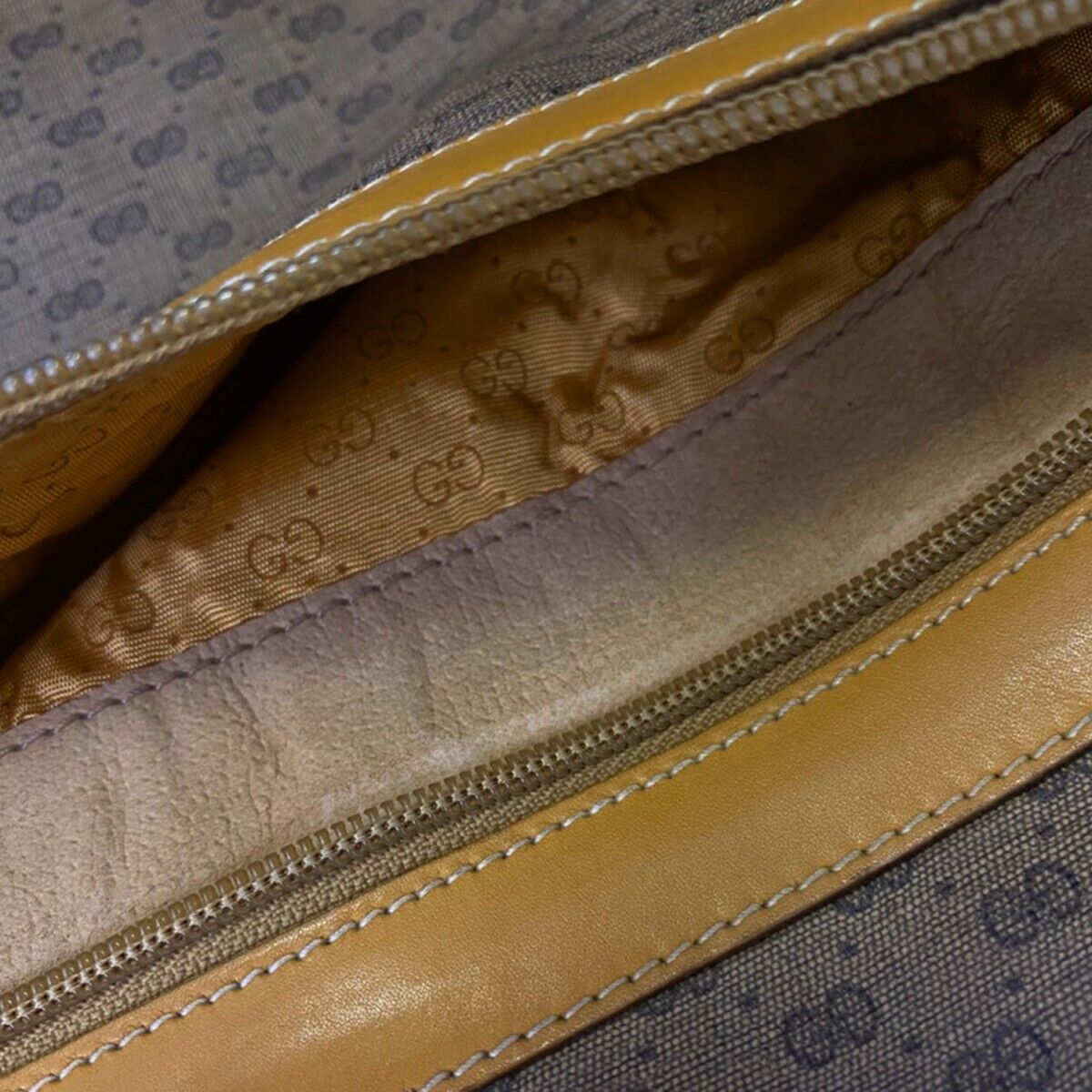 GUCCI GG pattern Clutch Bag