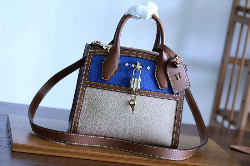 I W Fashion Lu-Vi bags - 8036