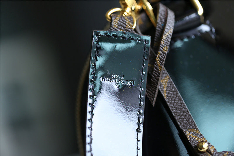 I W Fashion Lu-Vi bags - 8283