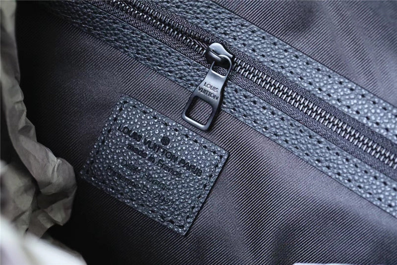 I W Fashion Lu-Vi bags - 17386