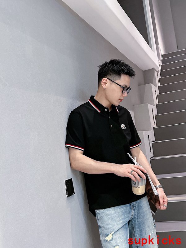 Moncler Luxury Cloth
