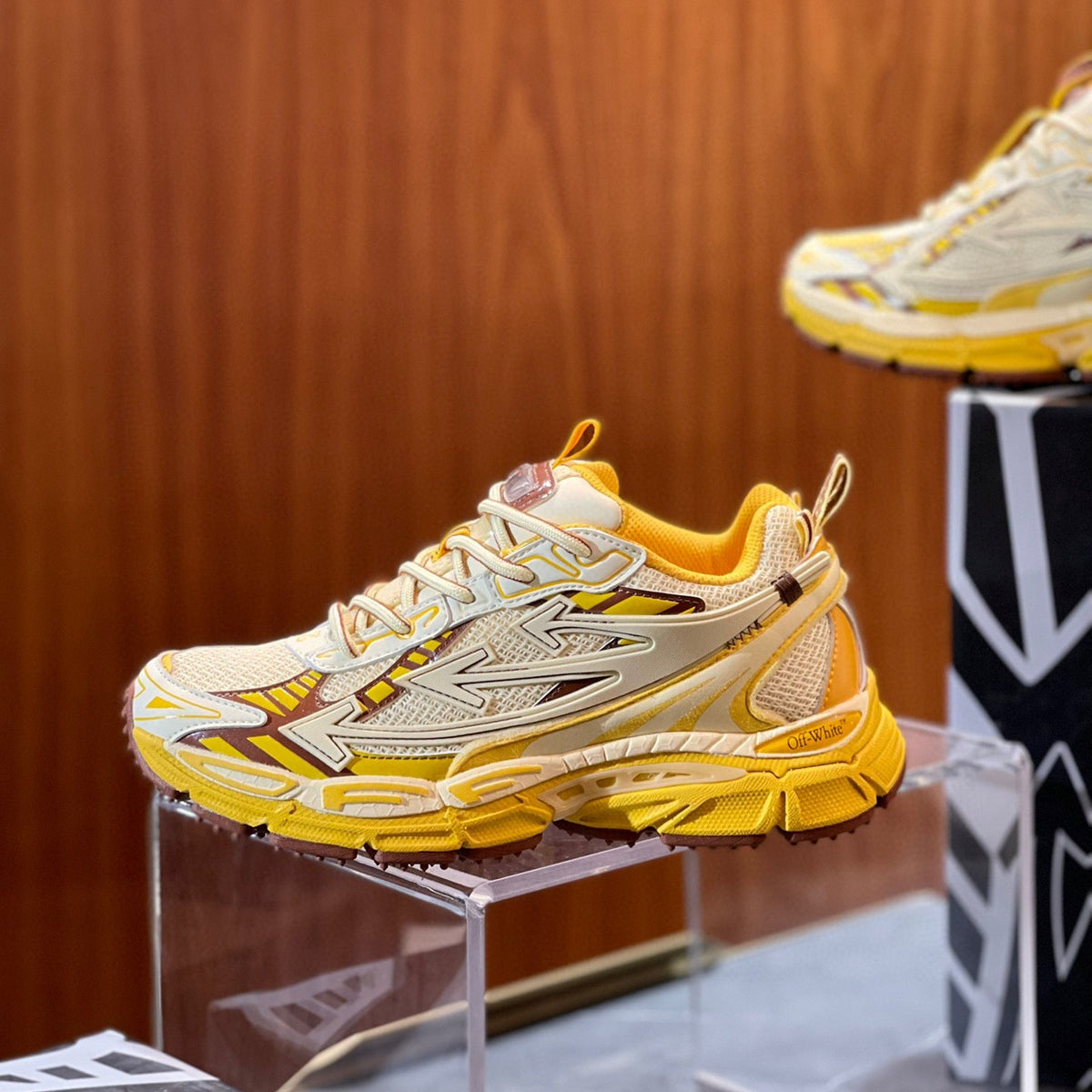 OFF W x VIRGIL ABLOH TRAINERS