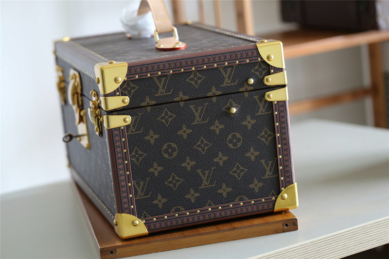 I W Fashion Lu-Vi bags - 9521