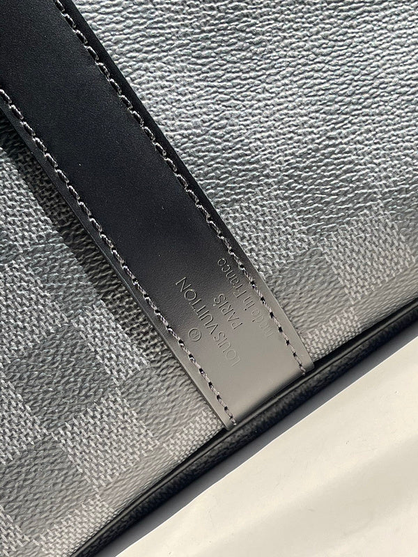 I W Fashion Lu-Vi bags - 17033