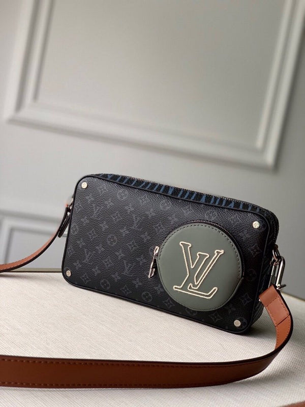 I W Fashion Lu-Vi bags - 17736