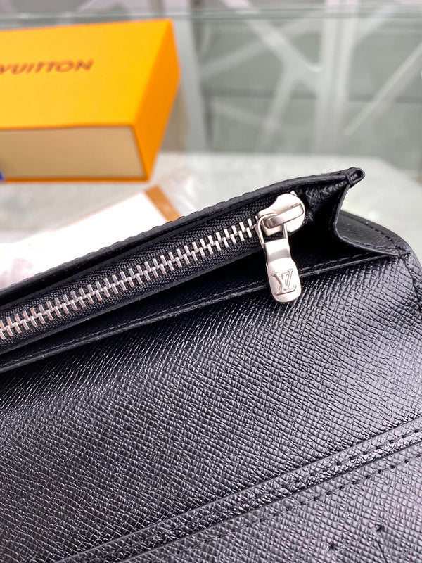 I W Fashion Lu-Vi bags - 10947