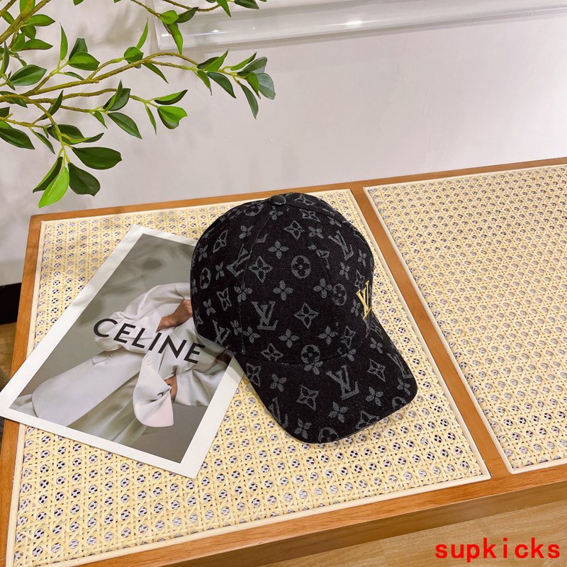 Louis Vuitton Luxury Cap