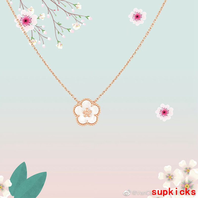Van Cleef & Arples Jewelry
