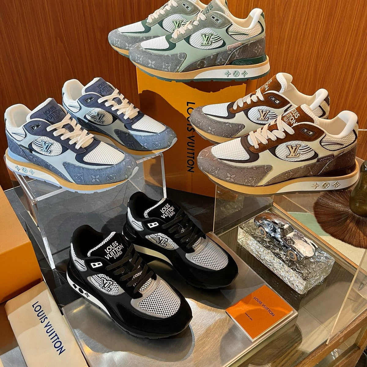 LOU TRAINERS