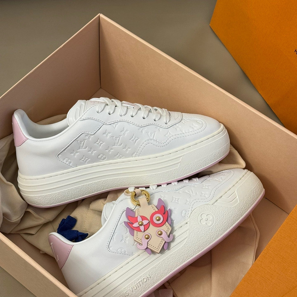LOU TRAINERS