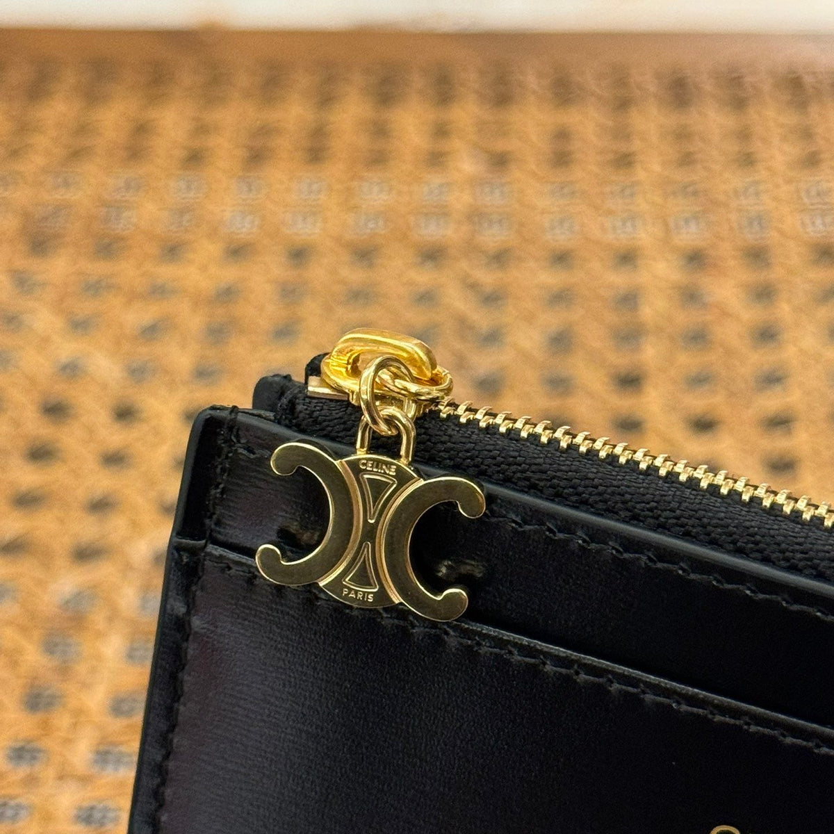 CEL CARD HOLDER