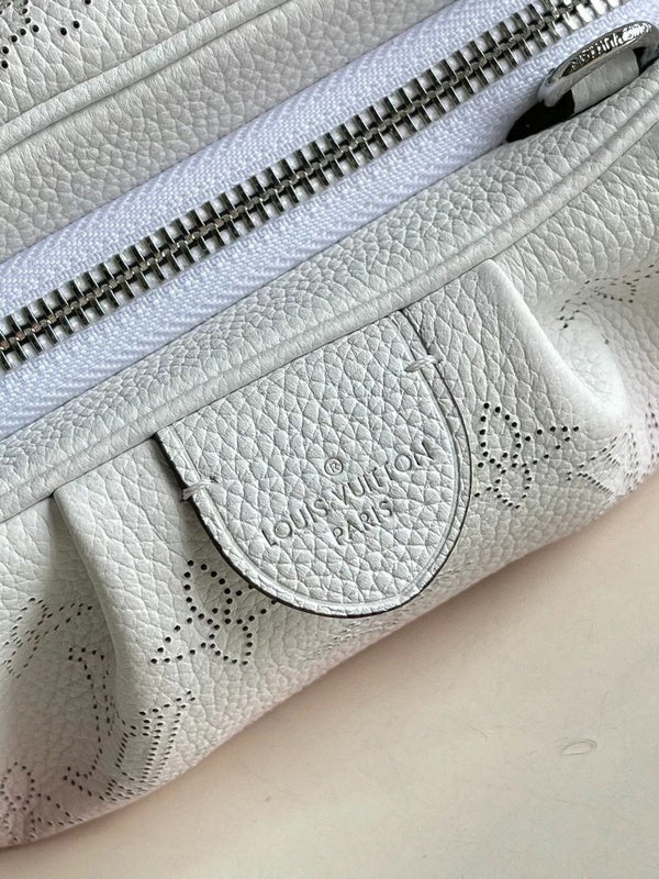 LOV2 Bags - Luxurious Bags  929