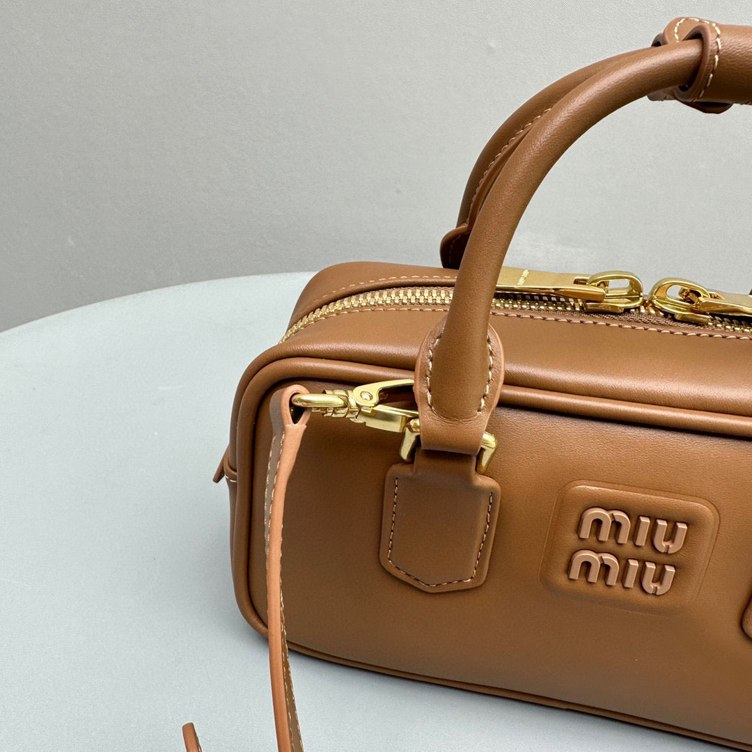 MIU M ARCADIE BAG