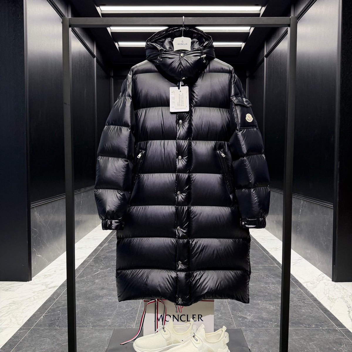 MONC HANOVERIAN COAT