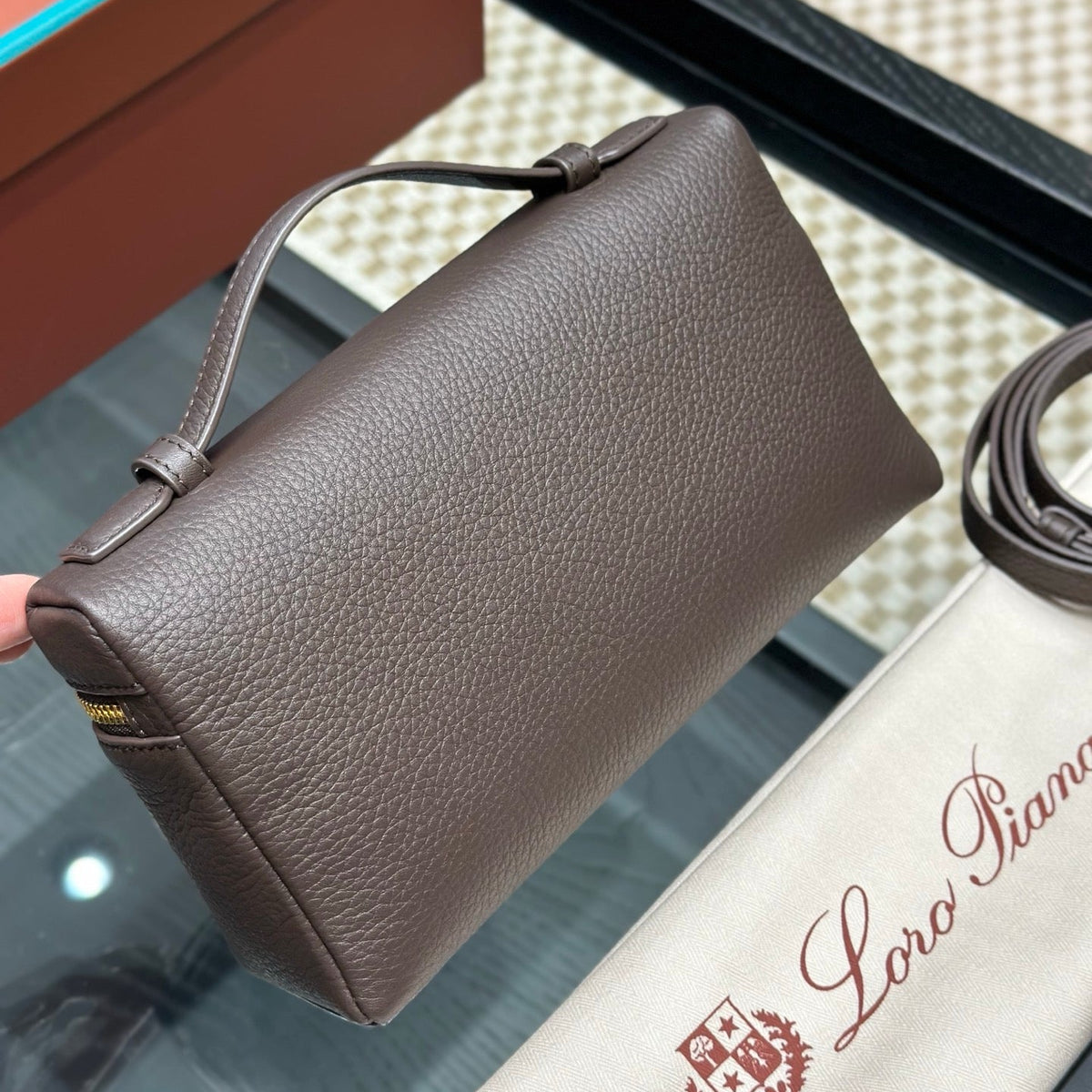 LORO P EXTRA POCKET L19 BAG