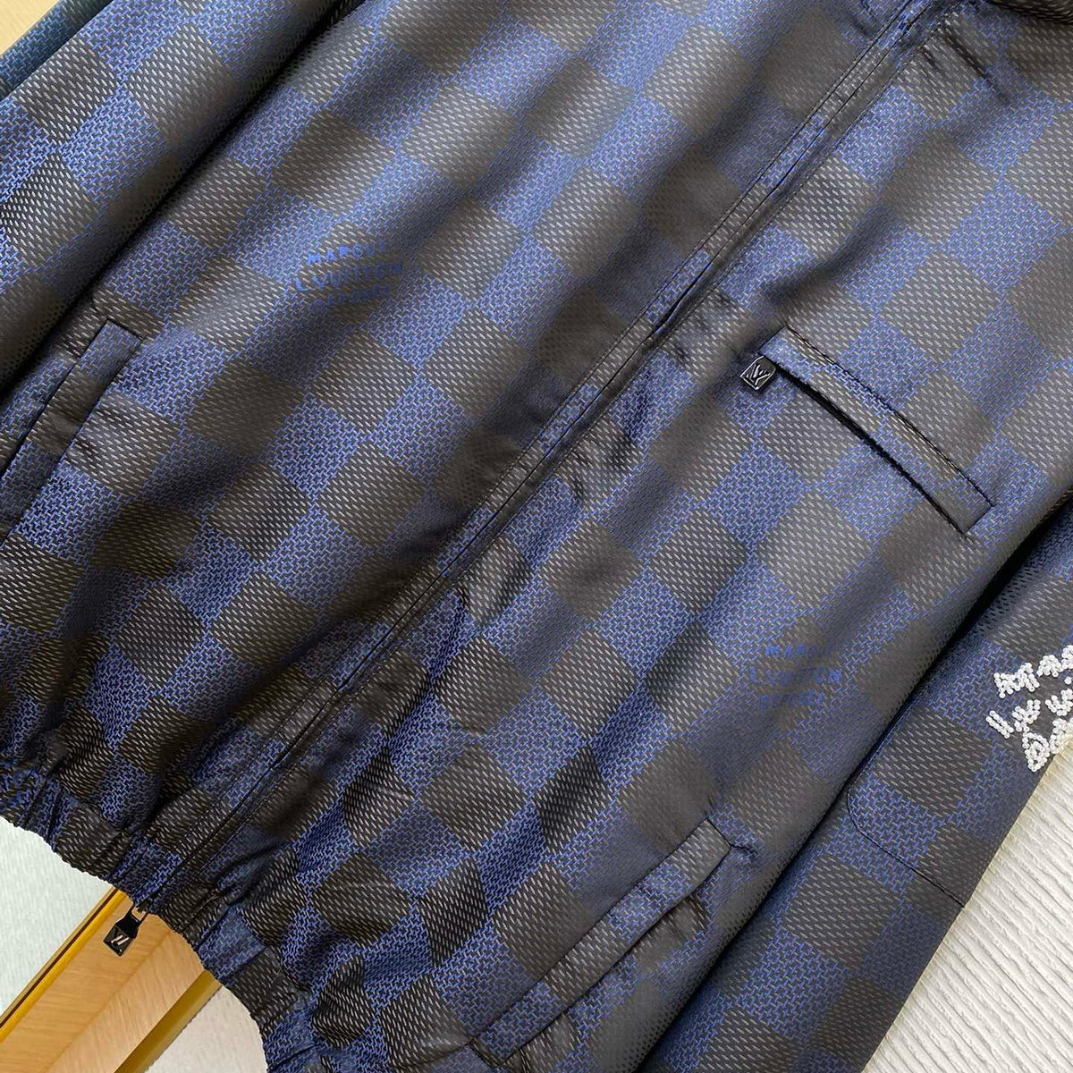 LOU JACKET