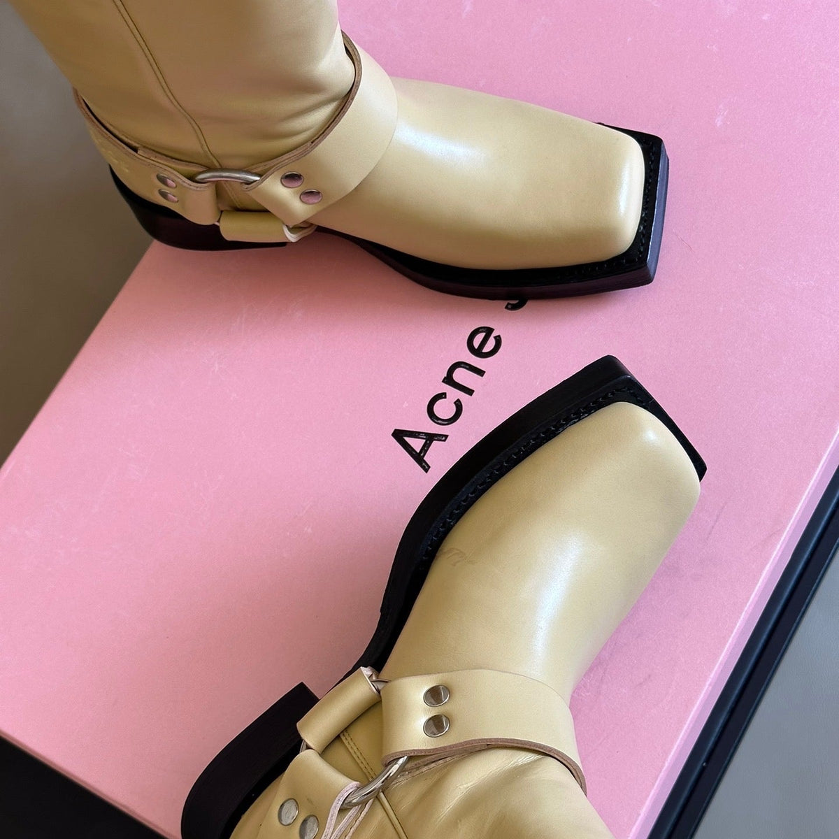 ACNE BOOTS