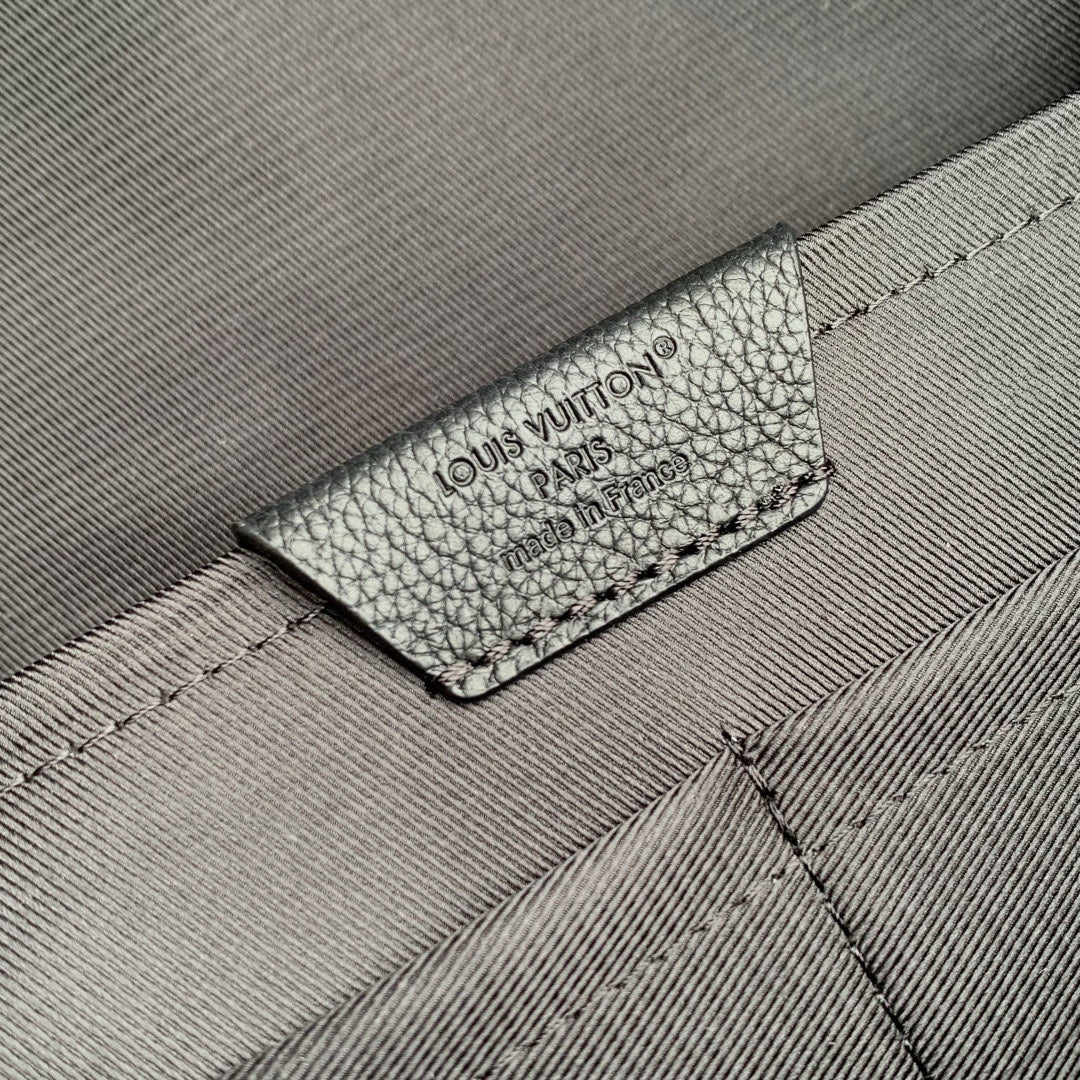 LOU DISCOVERY BACKPACK