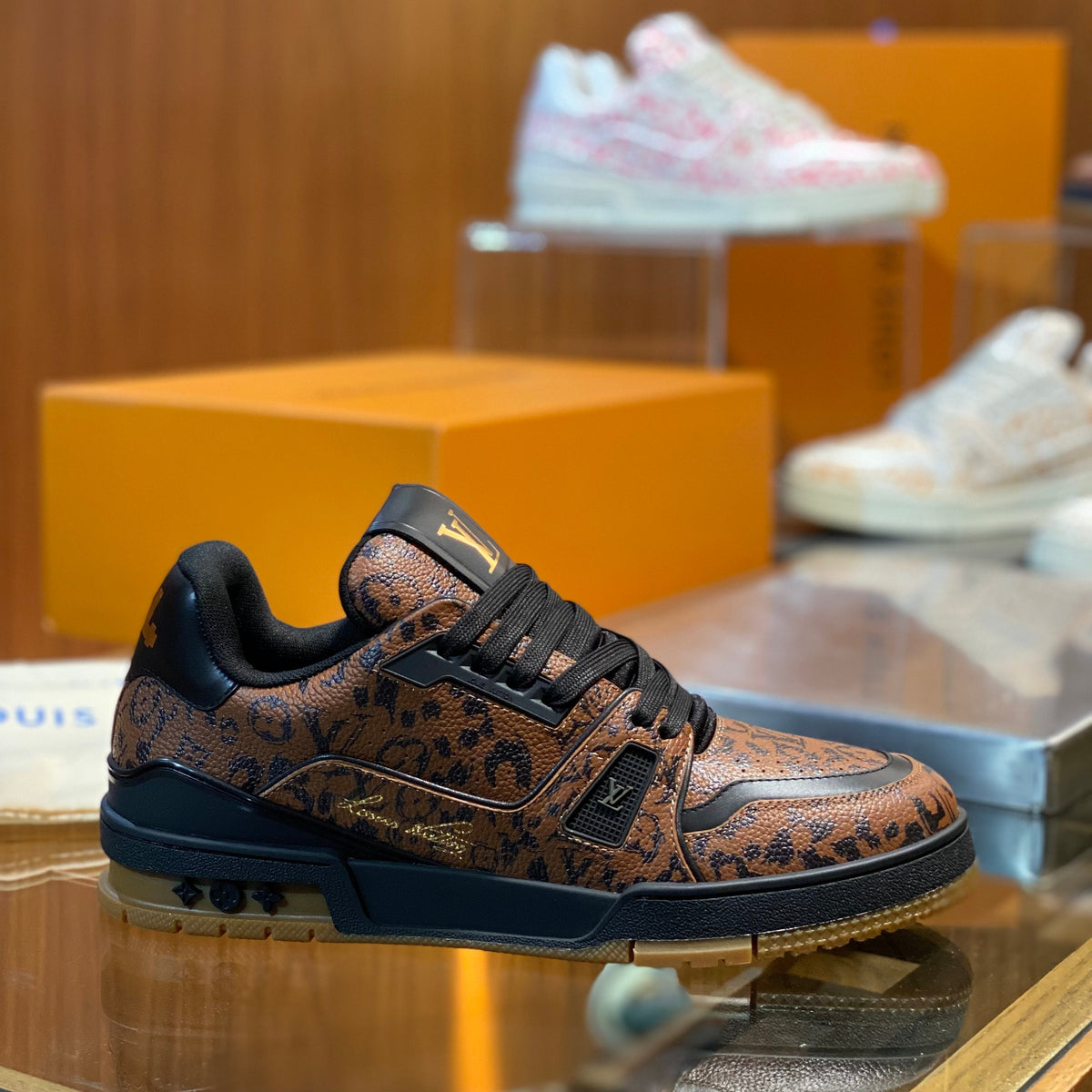LOU TRAINERS