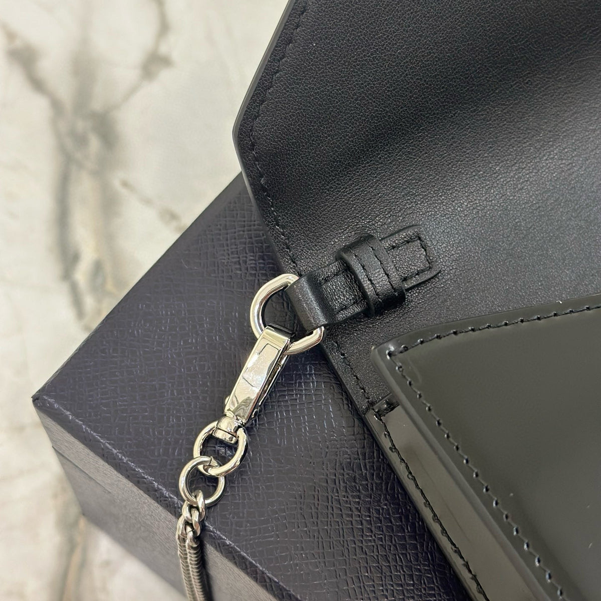 PD TRIANGLE LOGO BUFFED SHOULDER BAG